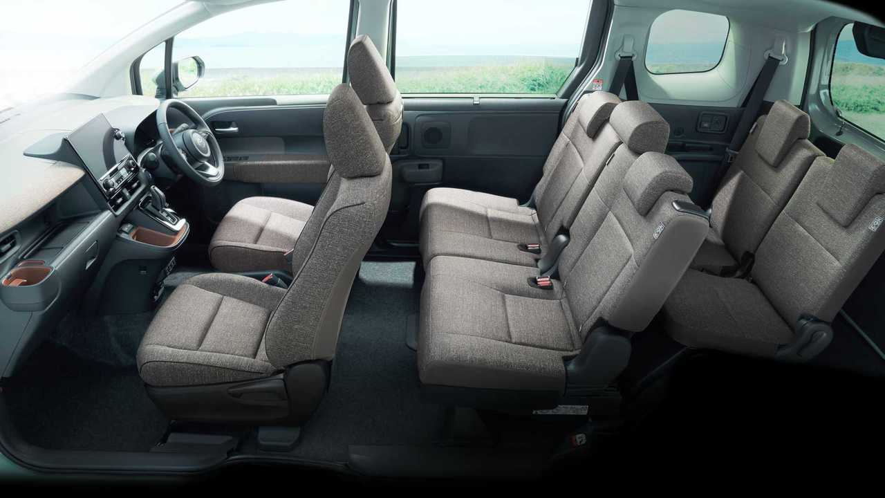 Cheap Car With a Driver hire Uganda - Inside a Toyota Sienta